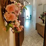 2bdr Downtown Peach Blossom