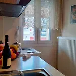 2bdr Downtown Peach Blossom Apartman *