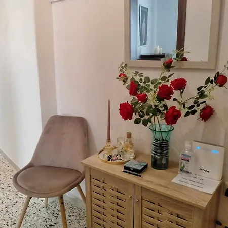 Peach Blossom 2bdr Downtown *